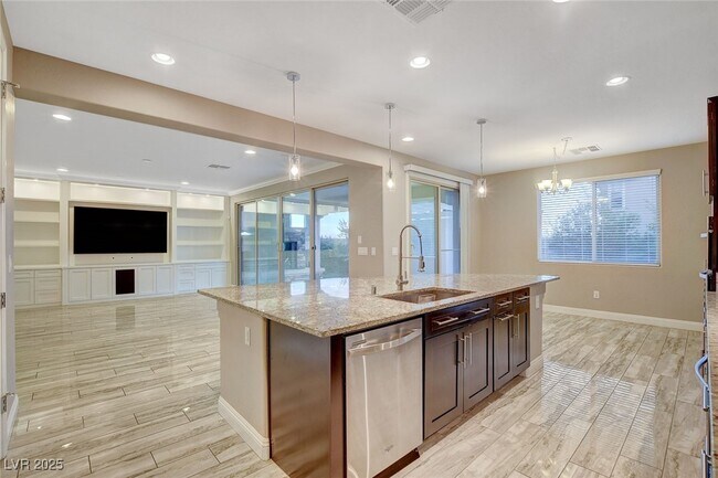 Building Photo - 12217 Nasino Ave