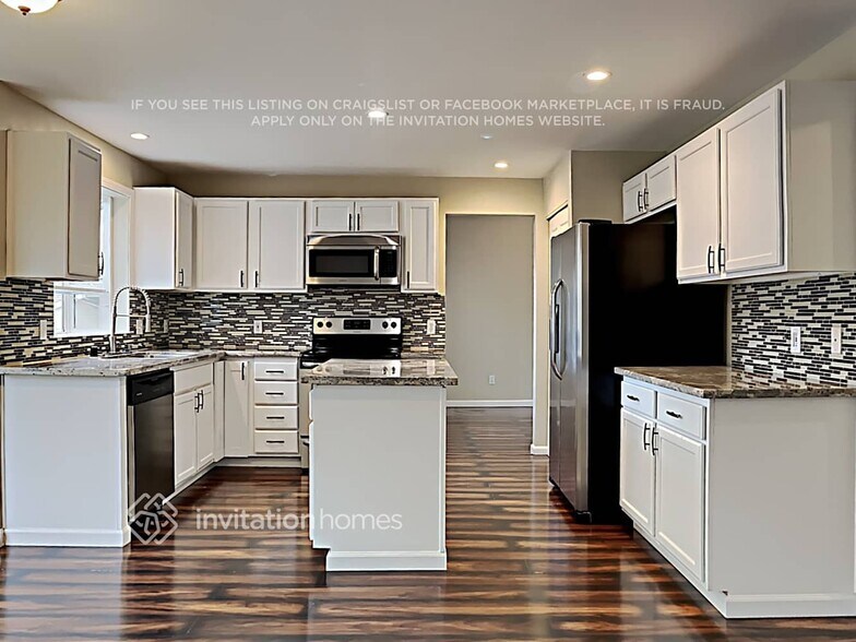 Building Photo - 7212 201st St E