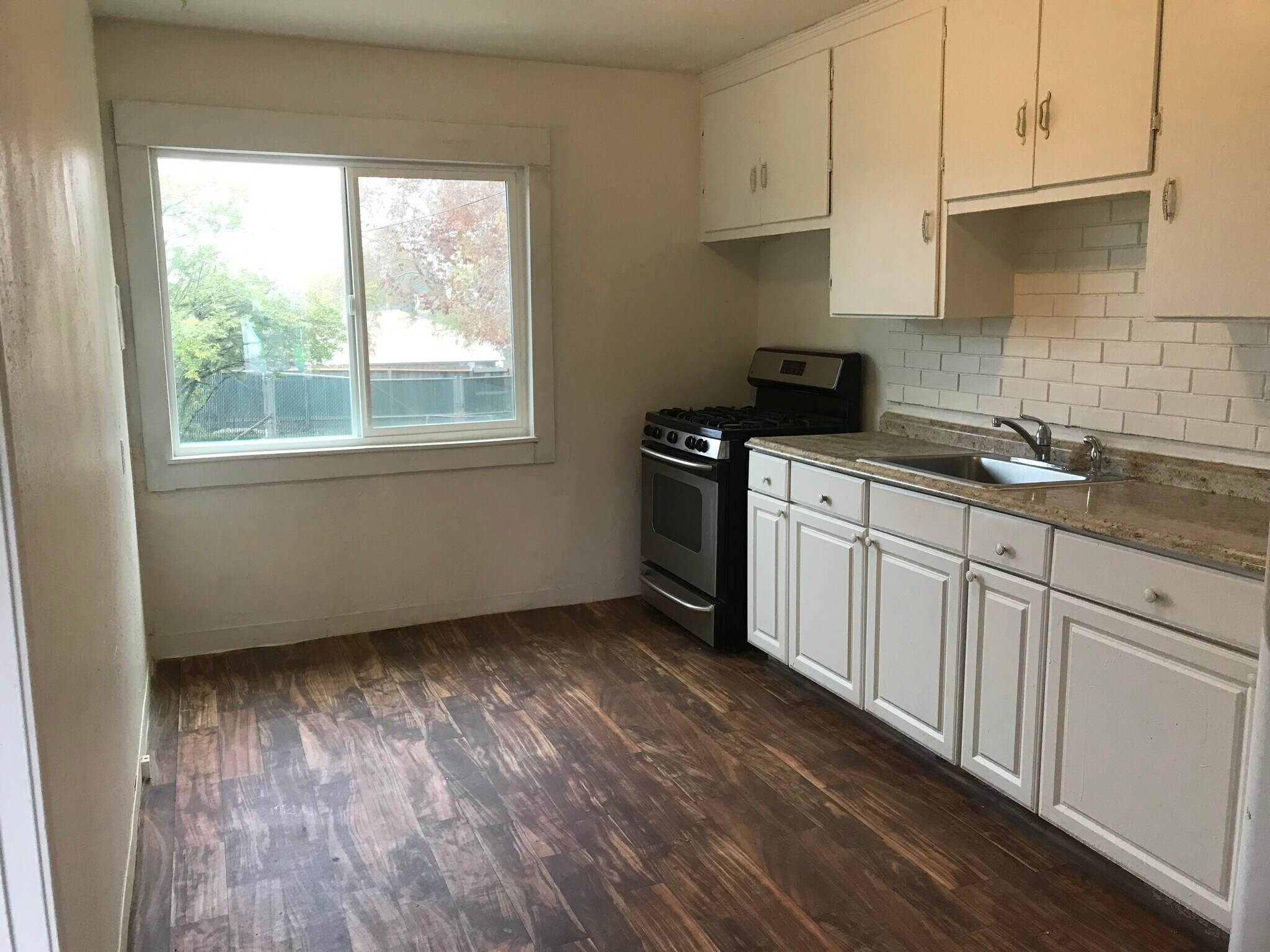 Building Photo - 3471 Stauss Ave