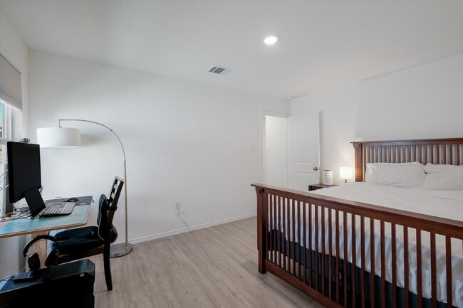 Building Photo - 6422 Magee Run