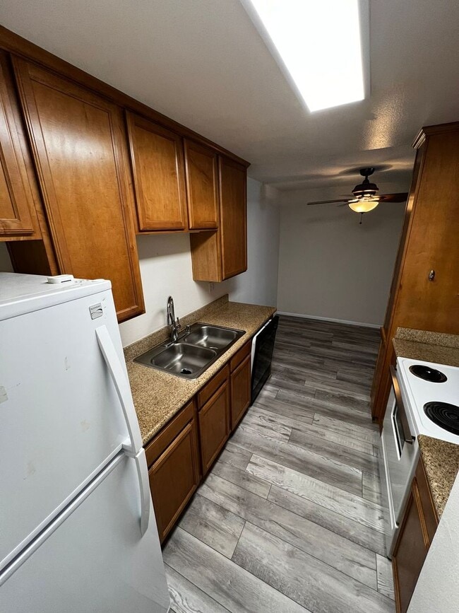 Primary Photo - 1 BR 1 BA Condo in Encinitas, Gated Comple...