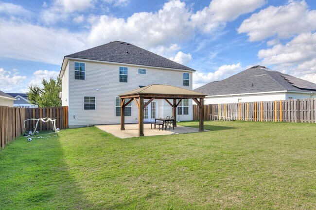 Building Photo - Minutes from Fort Gordon