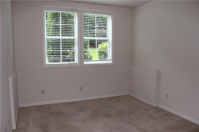 Building Photo - 3054 Turman Cir