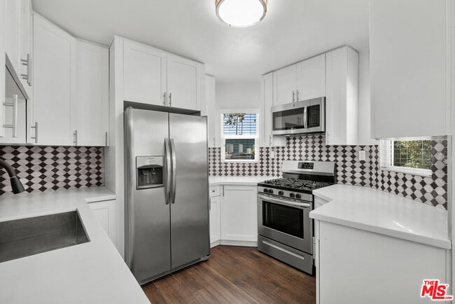 Building Photo - 4417 W 29th St