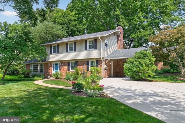 Building Photo - 6905 Stonewood Ct