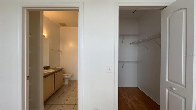 Building Photo - 6413 Astor Village Ave