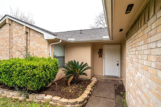 Building Photo - 1815 Ripple Creek Dr