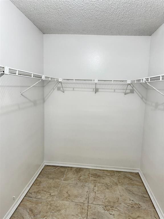 Building Photo - 10526 Bridlewood Ave