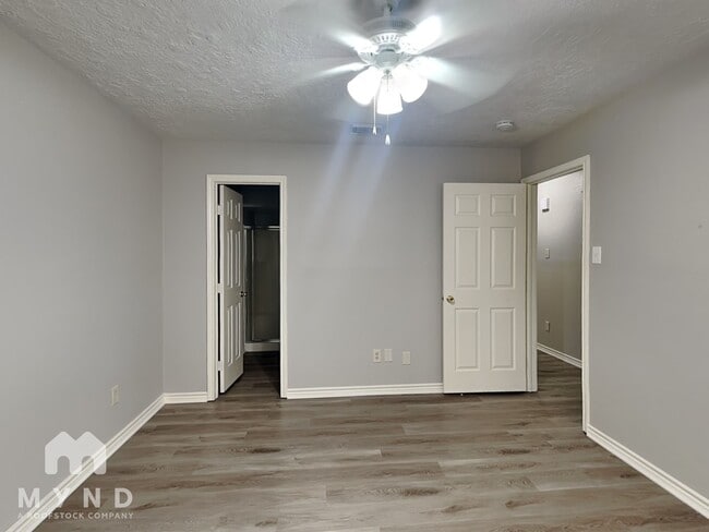 Building Photo - 12615 Enchanted Path Dr
