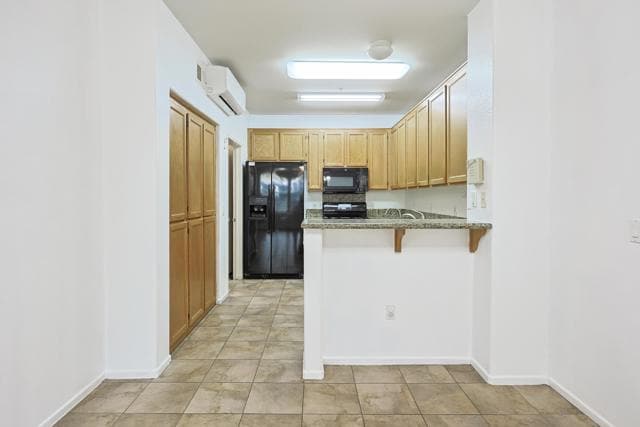 Building Photo - 4477 Avenida Aquila