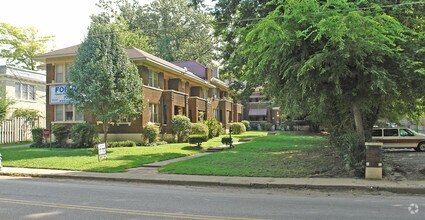 Building Photo - 144 N. Belvedere