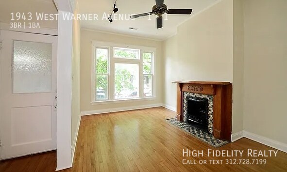 Building Photo - 1943 W Warner Ave