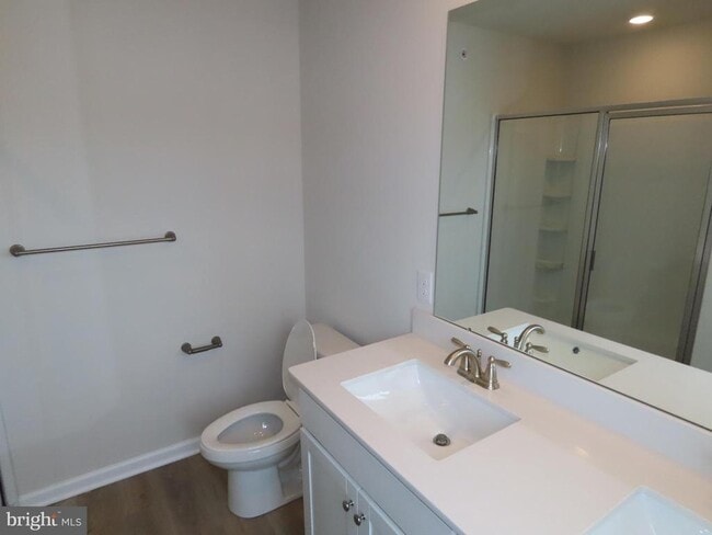 Building Photo - 3074 Martha Wy