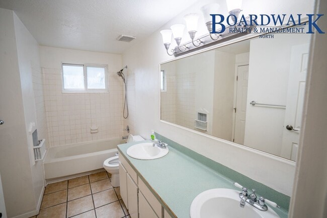 Building Photo - Updated 4 Bedroom Home in Beautiful Eden!