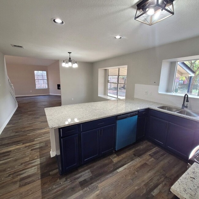 Building Photo - 14623 Highland Ridge