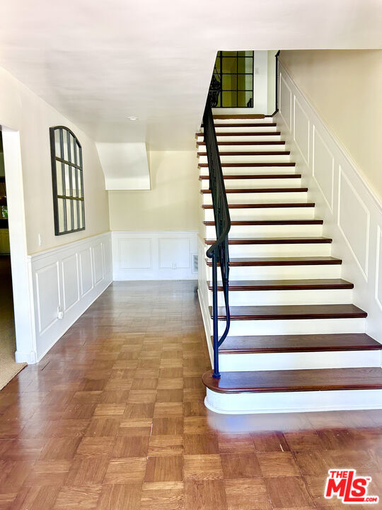 Building Photo - 503 N Greencraig Rd