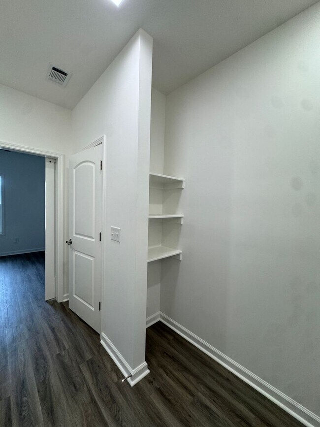 Building Photo - 3017 Olivia Ct