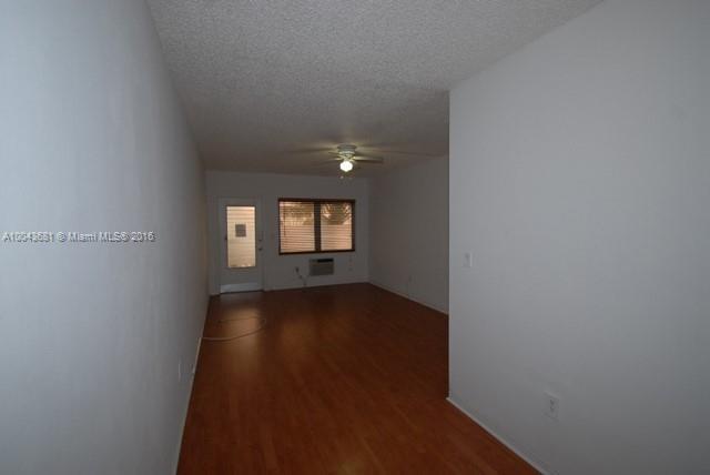 Primary Photo - 921 Meridian Ave