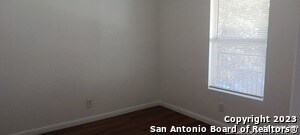 Building Photo - 926 Drury Ln