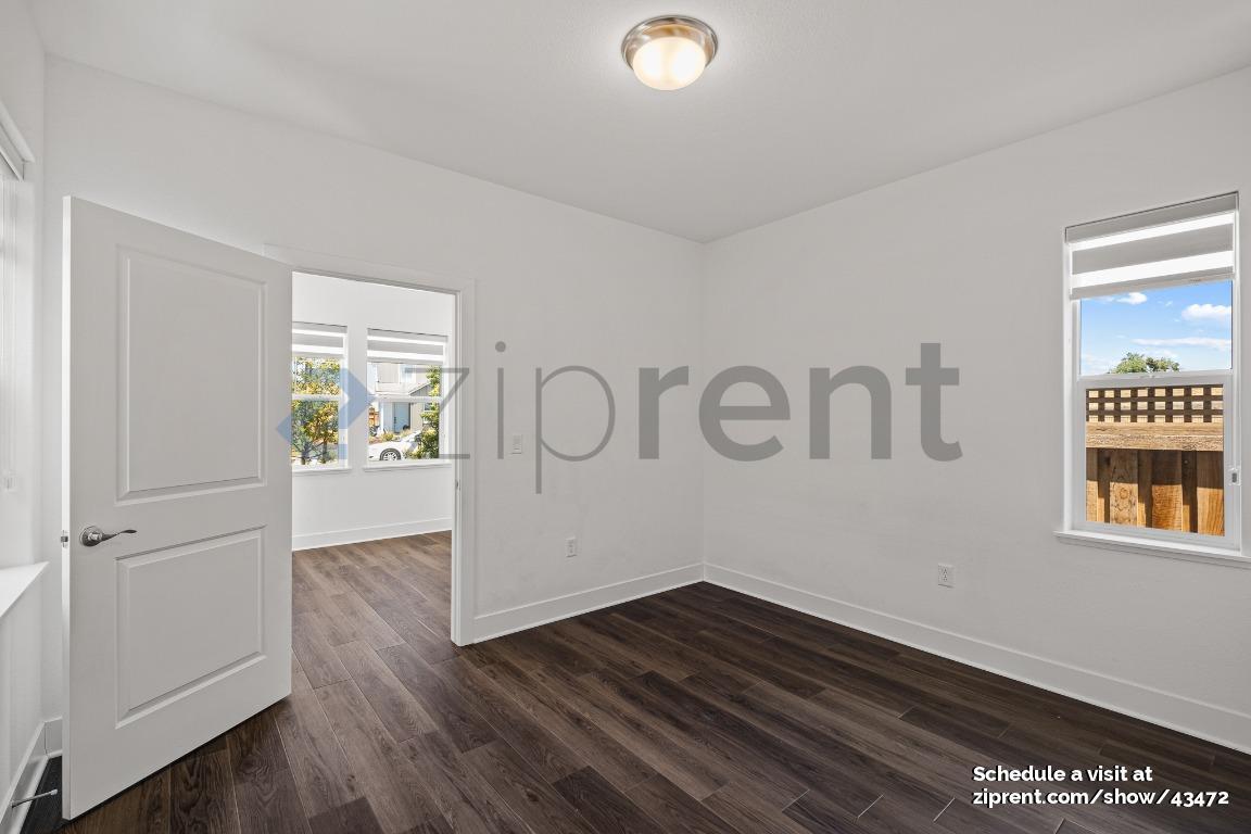 Building Photo - 2672 Goodland Ct
