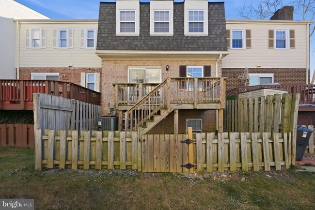 Building Photo - 14602 King Lear Ct