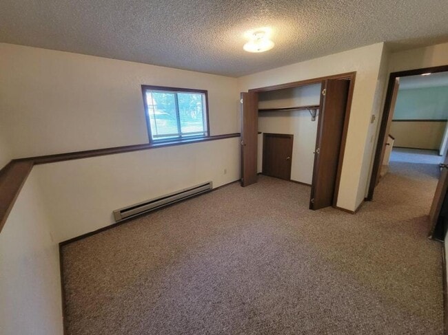 Building Photo - 4 bedroom in Billings MT 59101