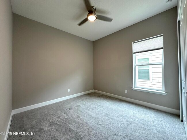 Building Photo - 11176 Engineering Way