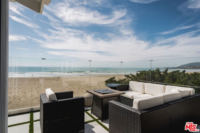 Building Photo - 1044 Waterbury Ln