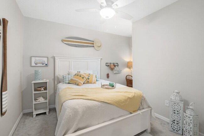 Building Photo - Sanford - 3 Bedroom, 2.5 Bathroom - $2,245.00