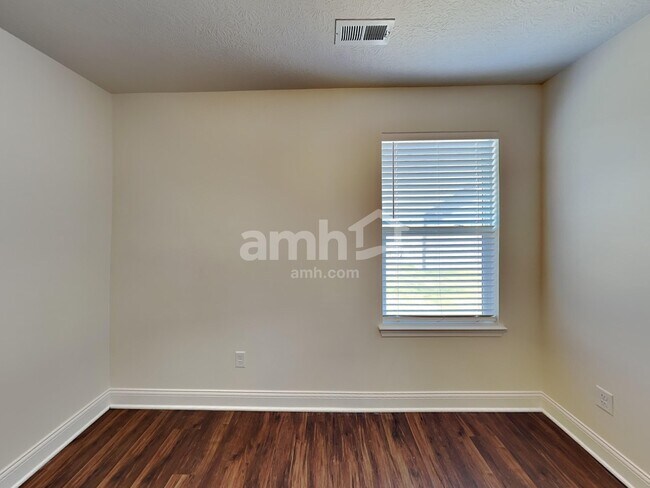 Building Photo - 8095 Hula Popper St