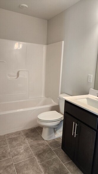 Building Photo - 2340 Chert Ln