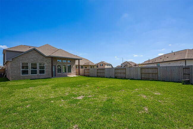 Building Photo - 2405 Seamist Cv Ln