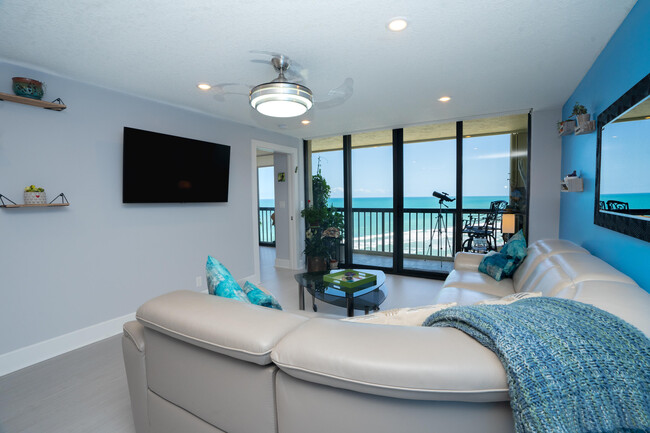 Building Photo - 9500 S Ocean Dr