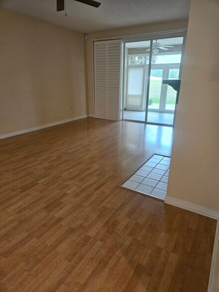 Building Photo - 1208 Clays Trl