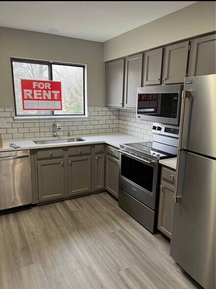 Building Photo - 2901 Heathstead Place