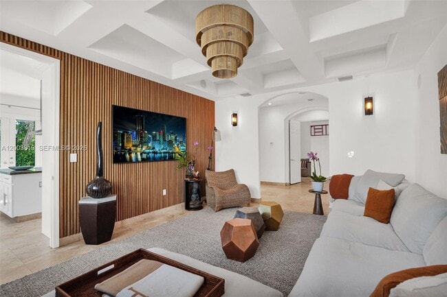 Building Photo - 2143 N Bay Rd