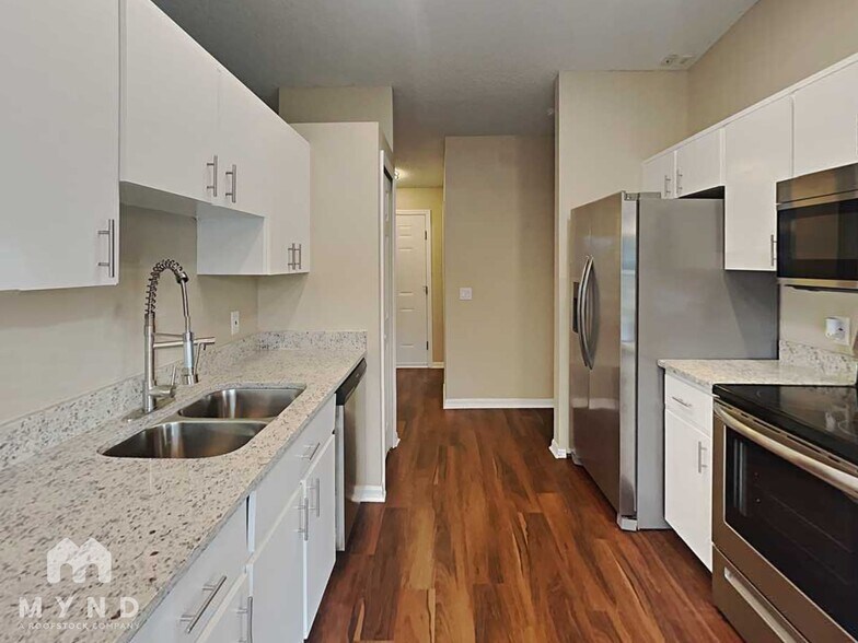 Building Photo - 3291 Rocky Ave