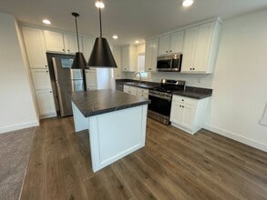 Building Photo - 6656 Pentz Rd