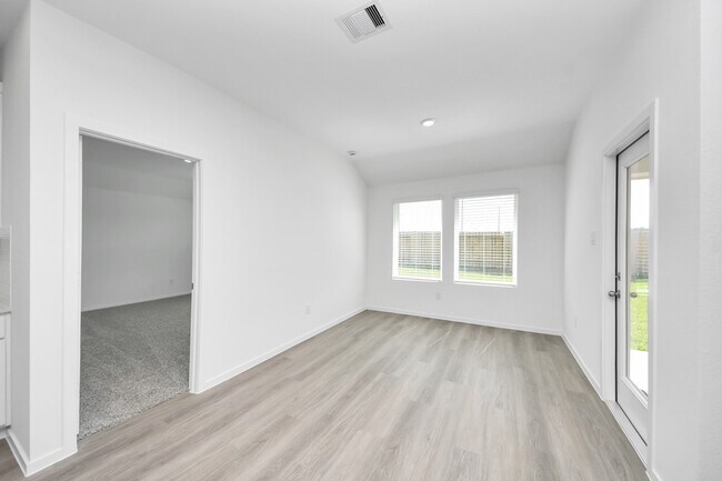 Building Photo - 40630 Balsam Run Ln