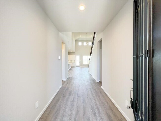 Building Photo - 3414 Royal Elk Ct