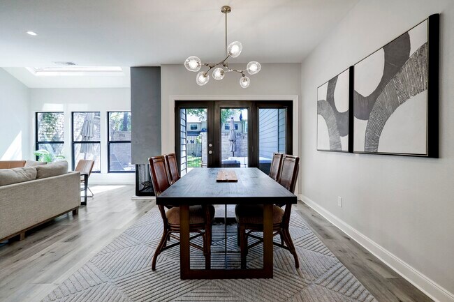 Building Photo - 12625 Memorial Dr