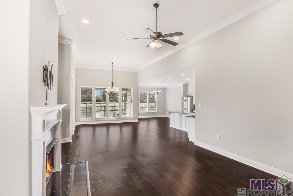 Building Photo - 39307 Copperwood Ave