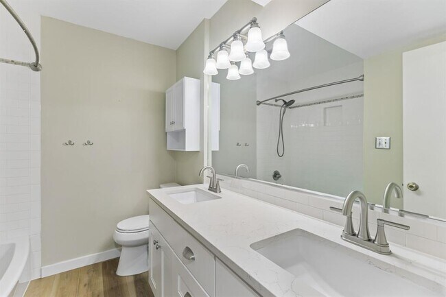 Building Photo - 7801 Shoal Creek Blvd