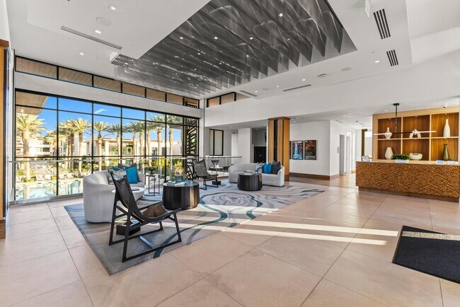 Building Photo - 6587 N Palmeraie Blvd