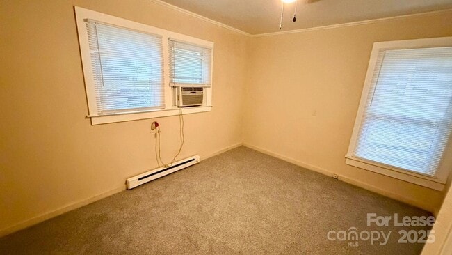 Building Photo - 201 Johndy Ave