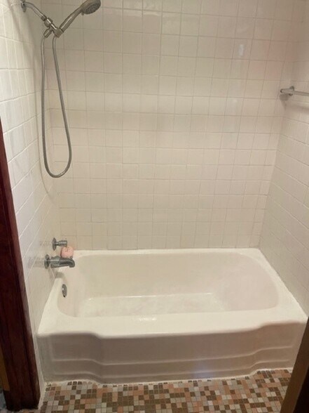 Building Photo - 401 Rhode Island Ave S