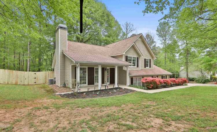 Building Photo - 18 Happy Valley Estates Dr