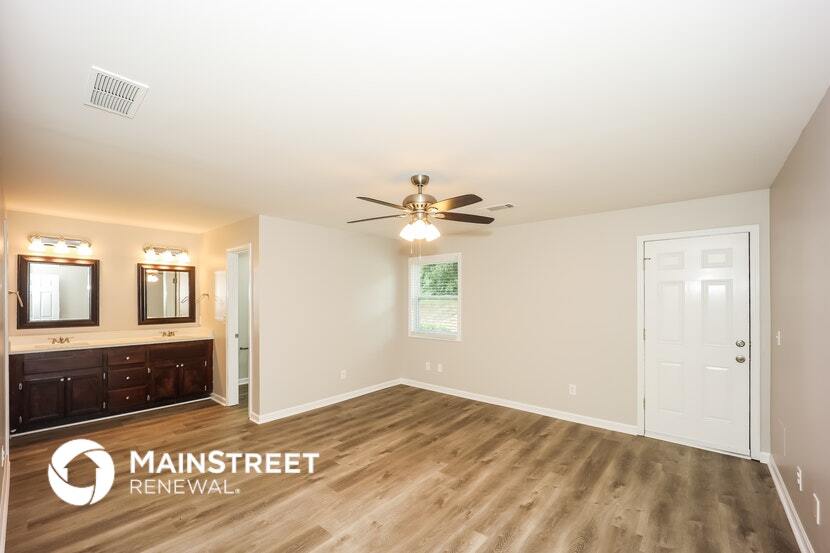 Building Photo - 1815 Quailwood Dr