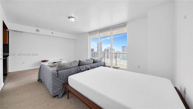 Building Photo - 50 Biscayne Blvd