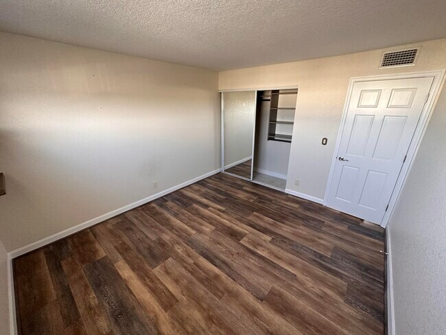 Building Photo - 104 Paradise Harbour Blvd